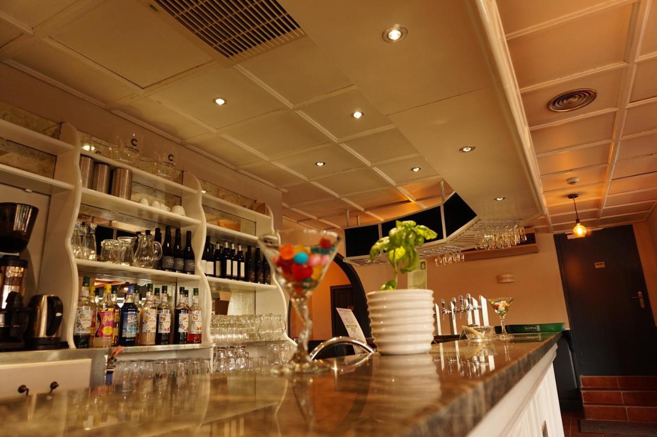 Le Bistrot D'Orange Orange (Vaucluse) Exterior foto